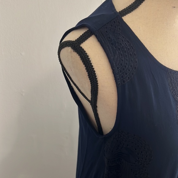 Daniel rainn sleeveless blouse - Picture 4 of 9